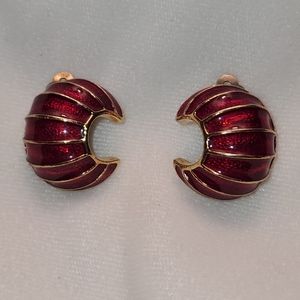 Red & Gold "C" style earrings